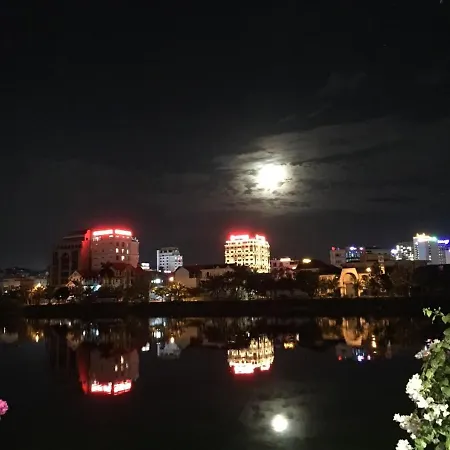 Khach San Hoang Anh